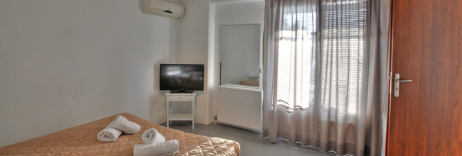 Apartment 33 bedroom